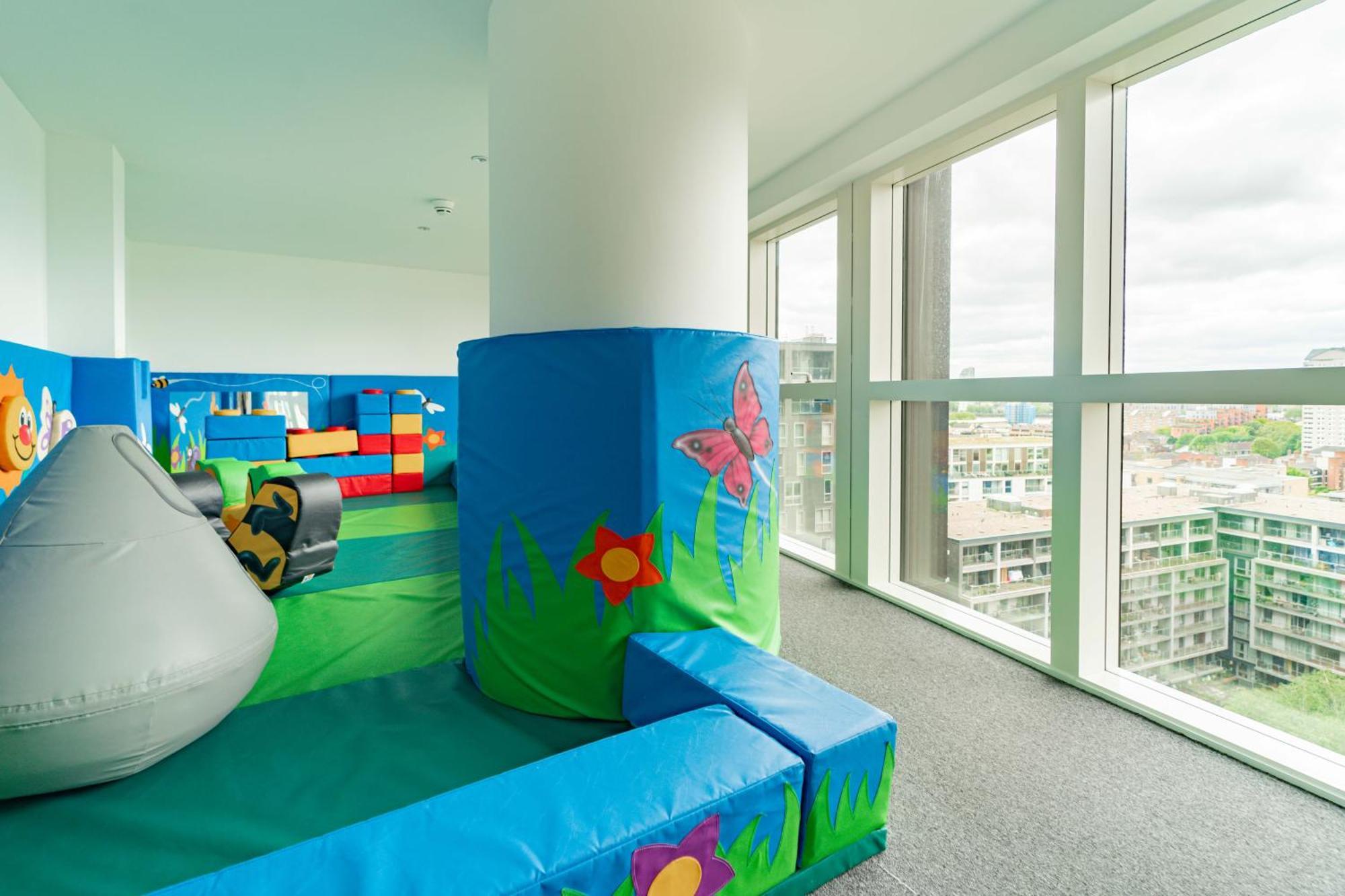 Stylish And Comfortable Canary Wharf Apartment Perfect For Long Stays Лондон Екстер'єр фото